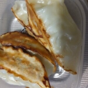 冷凍餃子のおいしい焼き方☆